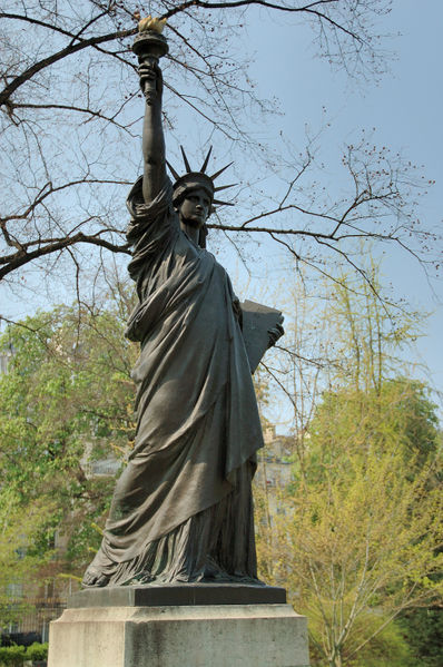 Statue de la Liberte, Jardin du Luxembourg, Paris, France