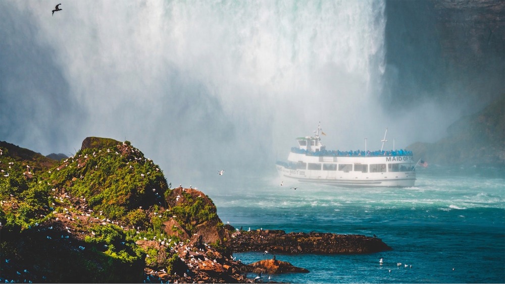 Maid of the Mist VII, Niagara Falls, New York State.