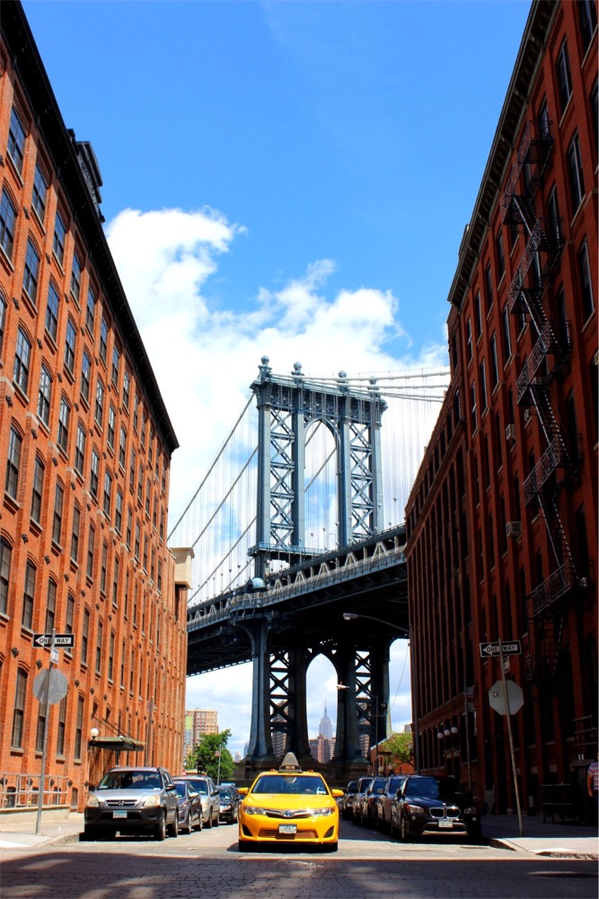 Manhattan Bridge Pier, New York.