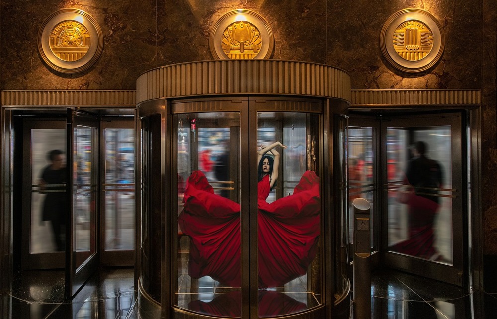 Empire State Building Art Deco Entrance, New York City.