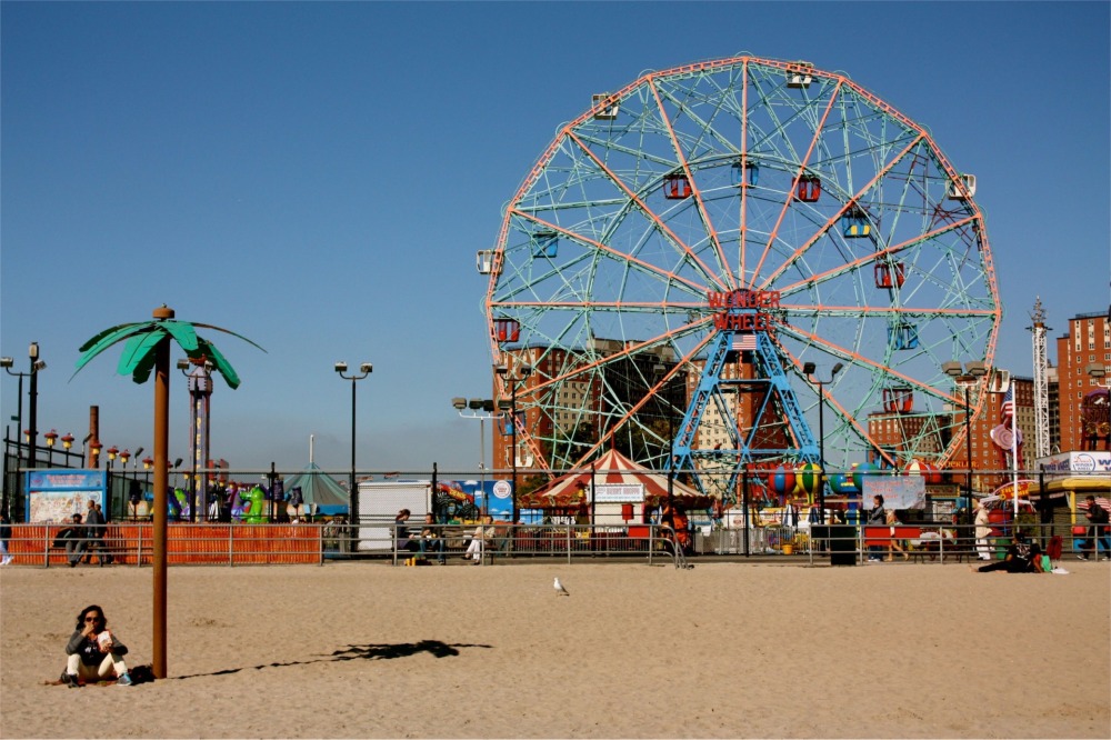 Deno's Wonder Wheel Amusement Park, Coney Island, New York.