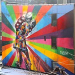 Sailor Kissing a Nurse street art by Eduardo Kobra, New York.